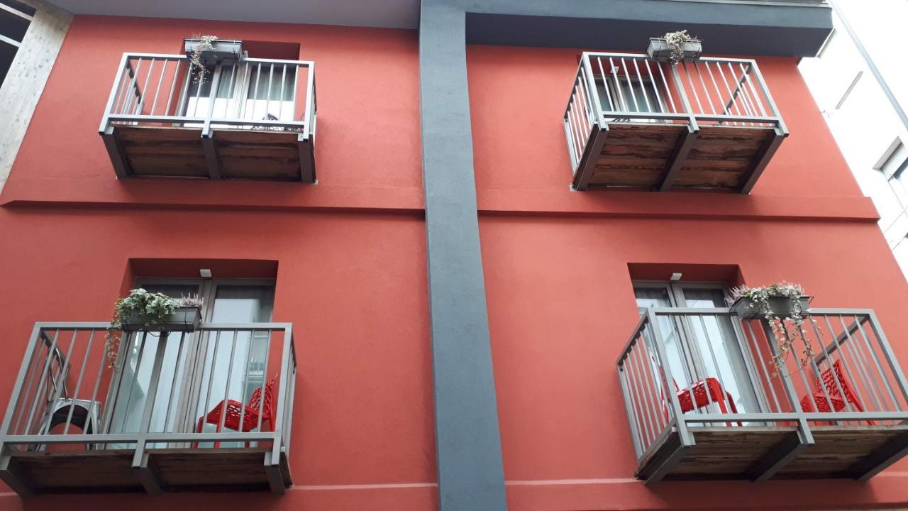 Hotel Bed & Rooms , Corte Rossa -1 Min Walk To Bernina Express Tirano Εξωτερικό φωτογραφία