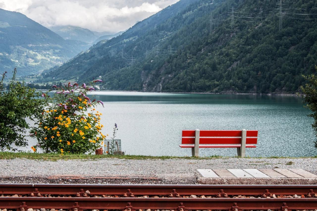 Hotel Bed & Rooms , Corte Rossa -1 Min Walk To Bernina Express Tirano Εξωτερικό φωτογραφία