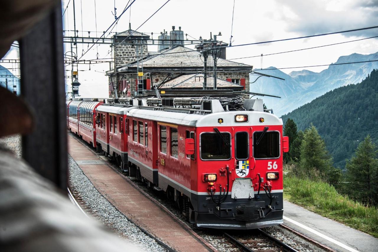 Hotel Bed & Rooms , Corte Rossa -1 Min Walk To Bernina Express Tirano Εξωτερικό φωτογραφία