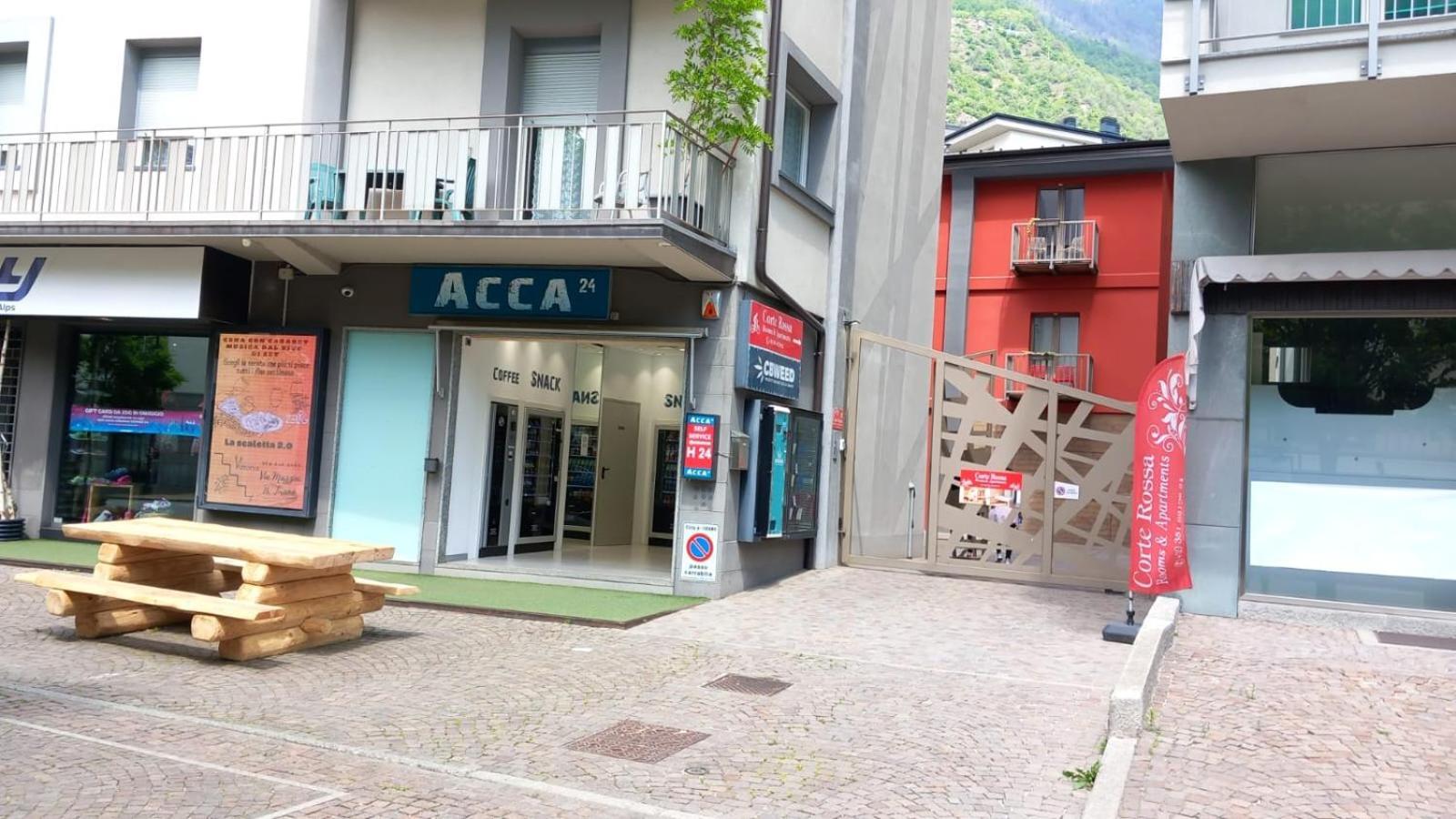 Hotel Bed & Rooms , Corte Rossa -1 Min Walk To Bernina Express Tirano Εξωτερικό φωτογραφία