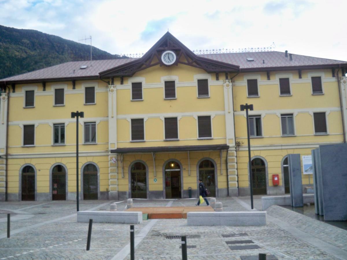 Hotel Bed & Rooms , Corte Rossa -1 Min Walk To Bernina Express Tirano Εξωτερικό φωτογραφία
