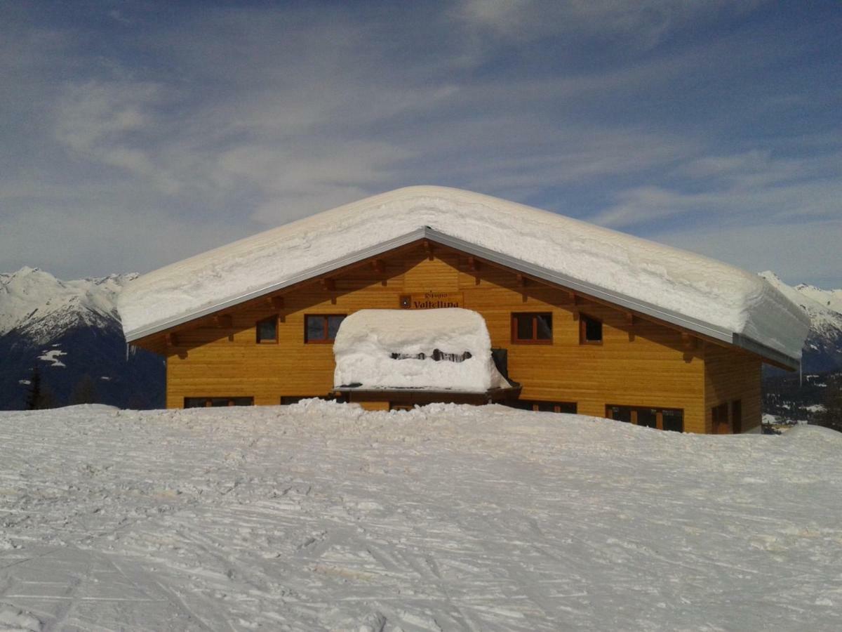 Hotel Bed & Rooms , Corte Rossa -1 Min Walk To Bernina Express Tirano Εξωτερικό φωτογραφία